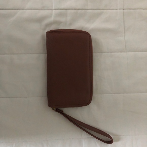 Brown wallet/wristlet - Picture 2 of 2